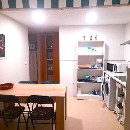 Apartamento Con Piscina Cerca De La Playa Гаруча Екстериор снимка