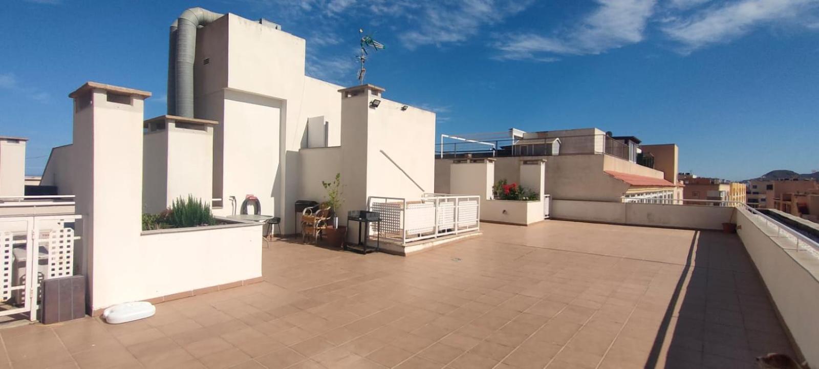 Apartamento Con Piscina Cerca De La Playa Гаруча Екстериор снимка