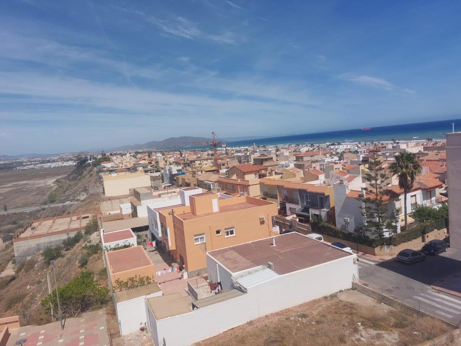 Apartamento Con Piscina Cerca De La Playa Гаруча Екстериор снимка