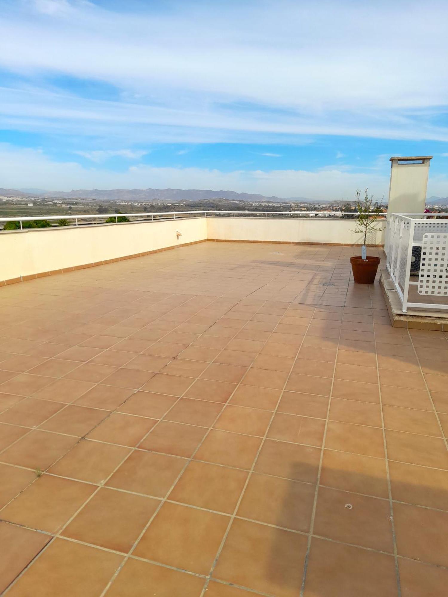 Apartamento Con Piscina Cerca De La Playa Гаруча Екстериор снимка